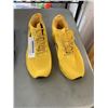 Image 2 : 2 NEW PAIRS MENS SIZE 41 RUNNERS