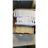 Image 1 : APPROX 100 BRAND NEW FIDGIT SPINNERS