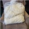 Image 1 : KING SIZE COMFORTER