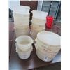 Image 1 : Plastic Measuring Bins