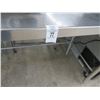 Image 2 : S/S 40" Roll Under Work Table