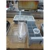Image 1 : Utensile Bins, Plexi Measuring Bins