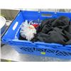 Image 3 : Plastic Table Covers, Lidded Stockpot, Banquet Table Cloths, Santa Décor In Tub