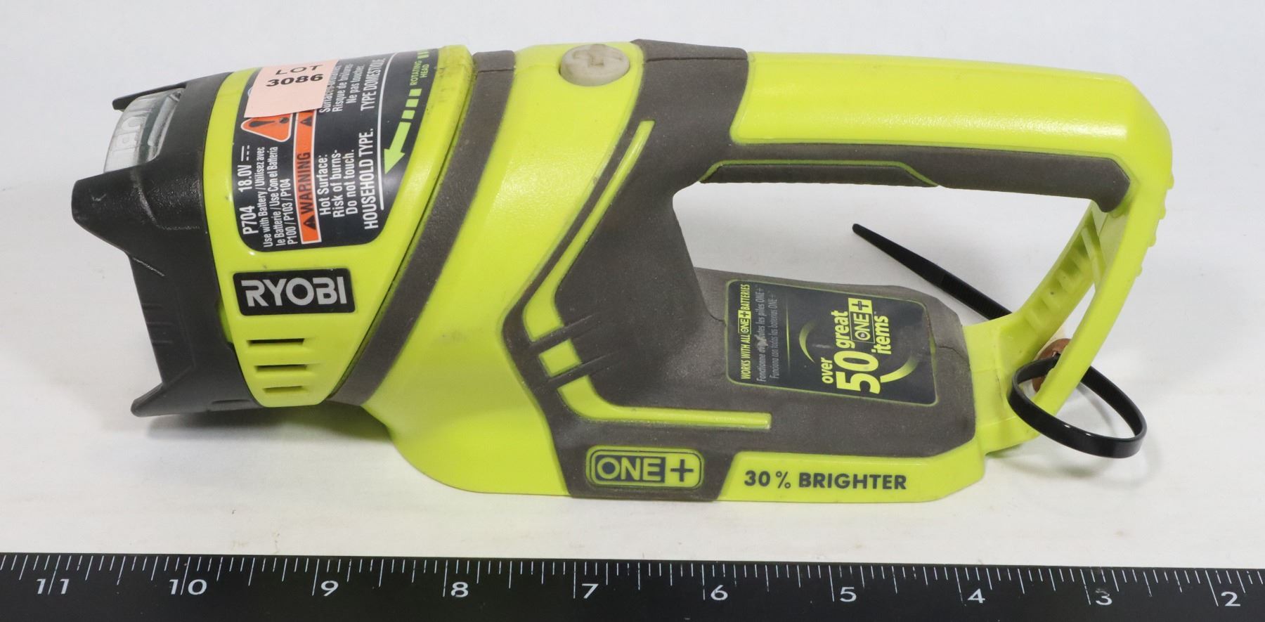 RYOBI ONE+ P704 CORDLESS ROTATING HEAD WORK LIGHT