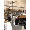 Image 8 : Juki Sewing Machine w/table - model: LK-982 - working condition