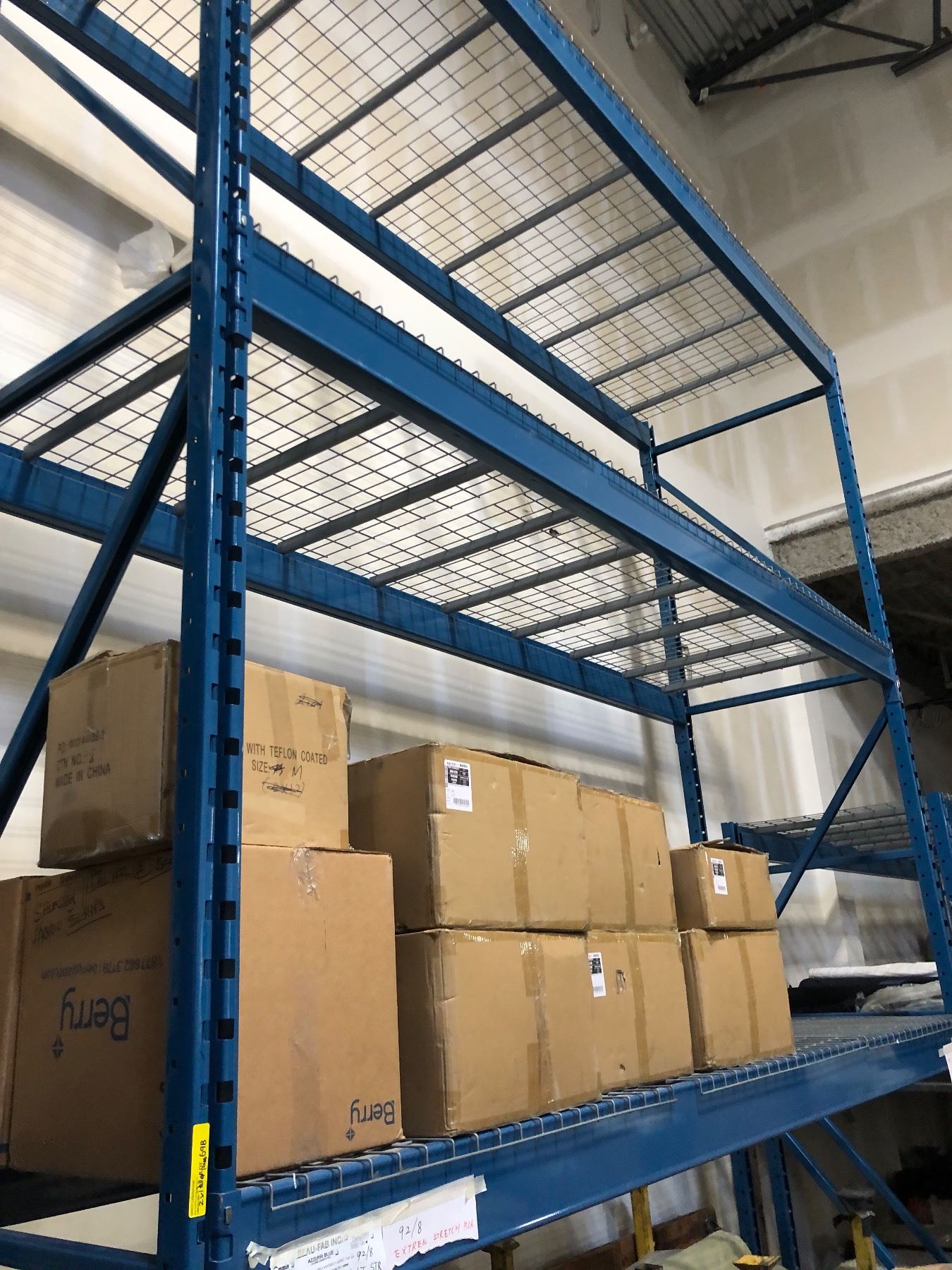 Mesh Racking Fronts Industrial Pallet racking w/mesh decking - Includes 4 Vertical uprights ...