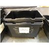 Image 1 : Group of 2 industrial rolling carts
