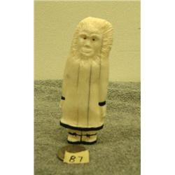 Carved Ivory Eskimo man 4.25" (33)
