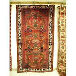 Rug, Shiraz, 9.6 by 5.2, $3035 (8888)
