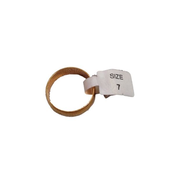 Resident Evil: Retribution Alice (Milla Jovovich) Screen worn Wedding Band Movie Props