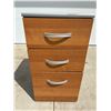 Image 5 : THREE DRAWER NIGHTSTAND