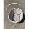 Image 9 : WICKER LOT, LOT OF THREE