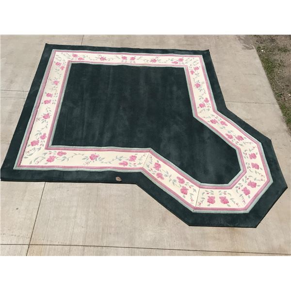 CUSTOM RUG BY DAVIS & DAVIS