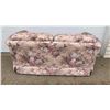 Image 5 : FLORAL LOVESEAT