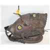 Image 1 : WILSON LH 10.5 INCH LEATHER BASEBALL GLOVE
