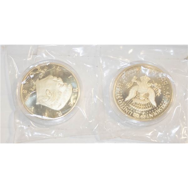 2 U.S.A. AMERICAN EAGLE PRESIDENTIAL COINS IN CASE