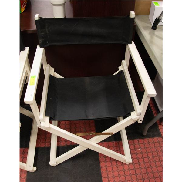 FOLDING DIRECTORS CHAIR
