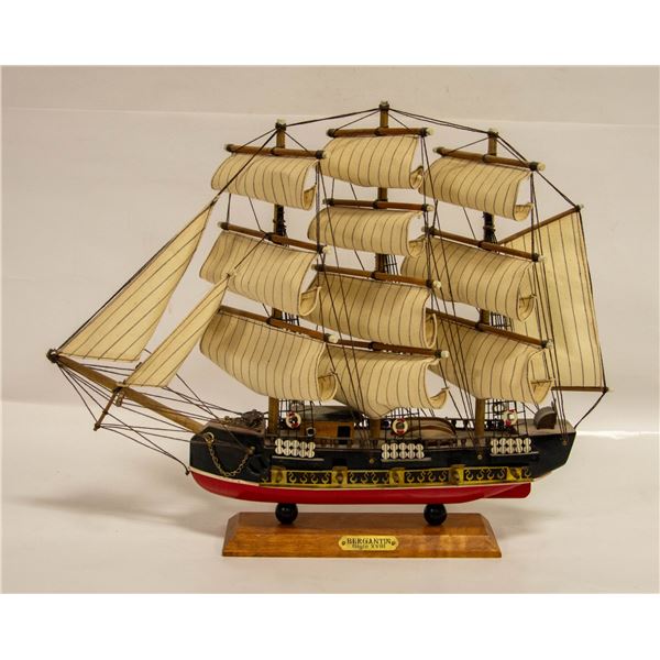 VINTAGE BERGANTIN WOOD & BRASS SAILING SHIP