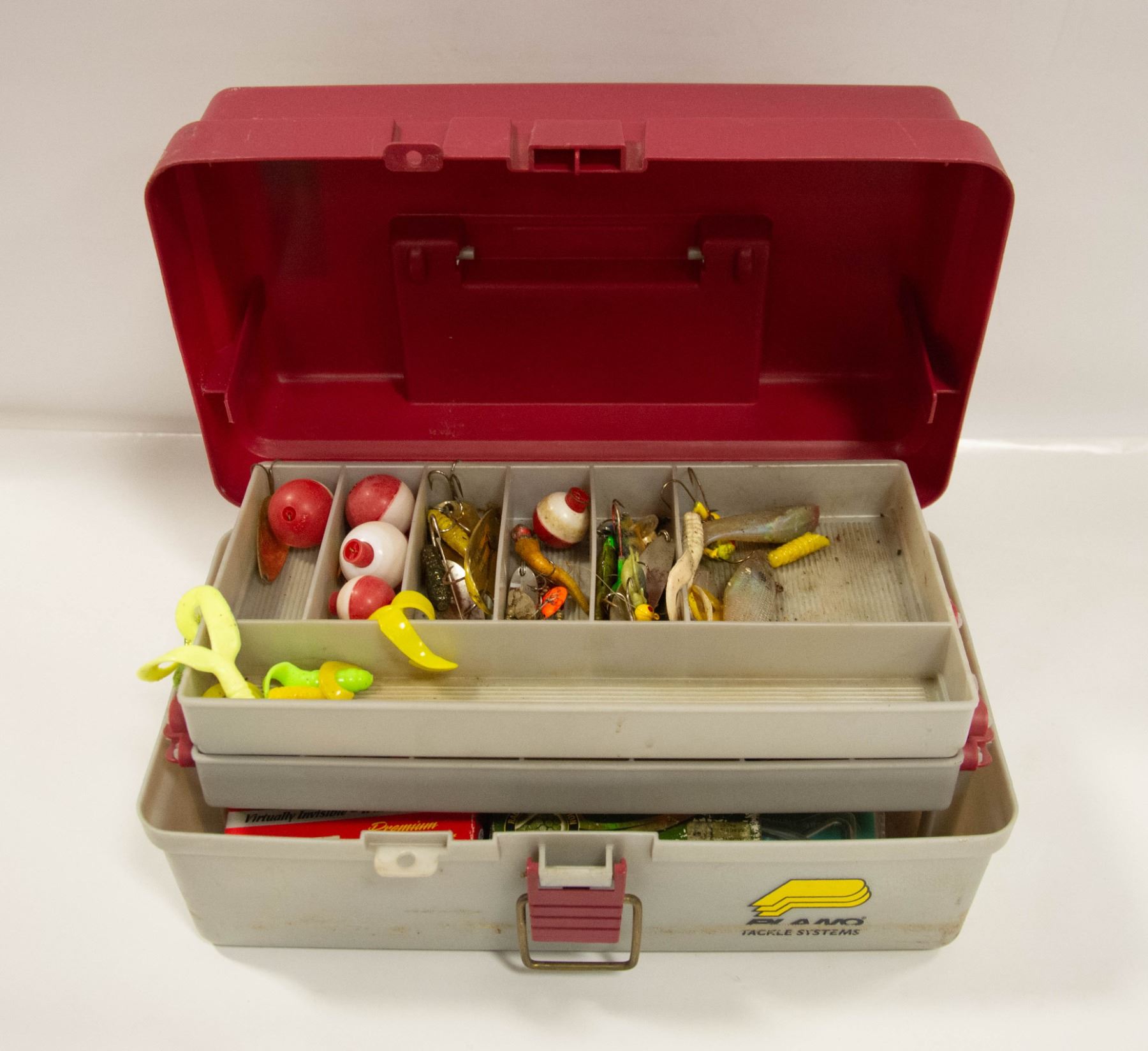 Plano Tackle Box Excellent Condition Barely Used Plano Tackle Box Excellent Condition Barely Used