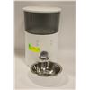 Image 1 : AUTOMATIC PET FEEDER - FEEDS ONE CAT