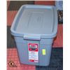 Image 1 : NEW RUBBERMAID 68 LITRE ROUGHNECK TOTE WITH