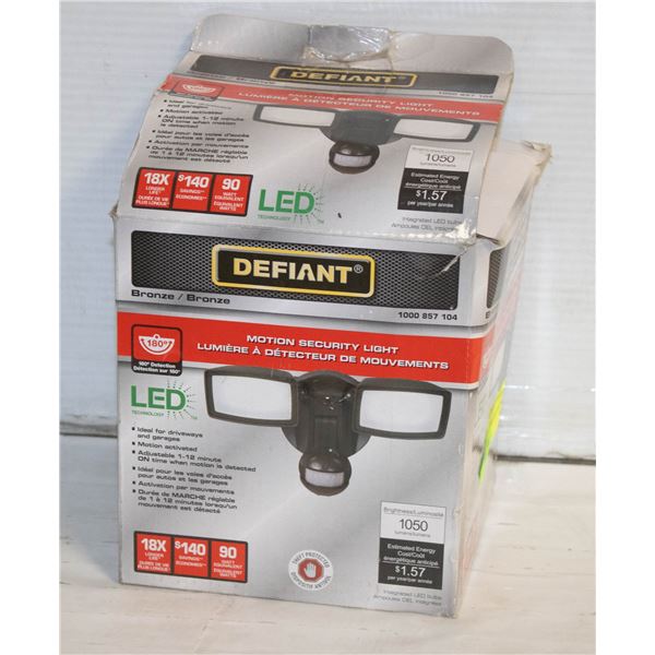 DEFIANT LED TROUBLE LIGHT