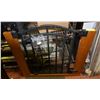 Image 1 : DOOR BABY GATE W/WOOD-HARDWARE INCLUDED