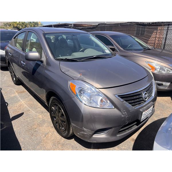 2013 Nissan Versa - CLEAN/163,388 Mi