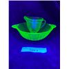 Image 1 : Green Uranium Bowl & Small Pitcher