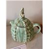 Image 4 : Tony Wood Staffordshire & Sadler Green Ye Daintee Lady Teapots