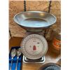 Image 2 : Accu-Weigh Kitchen Scale, Silver Plate Salad Utensils, La Cotta Marchio Depositato Pan, Vintage Blue