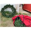 Image 1 : Huge Christmas Pre-Lit Wreath & Lg Christmas Tree in Bag