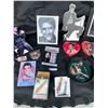 Image 3 : Elvis Legends of the Silver Screen, Asst Posters, Scarf, Guitar Ashtray, Luggage Tag, Tins, Tray, Co