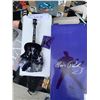 Image 2 : E. Presley Designer Mini Guitar (Don't Be Cruel Black Suit), Viva Las Vegas 96 Collectible Car, Maga