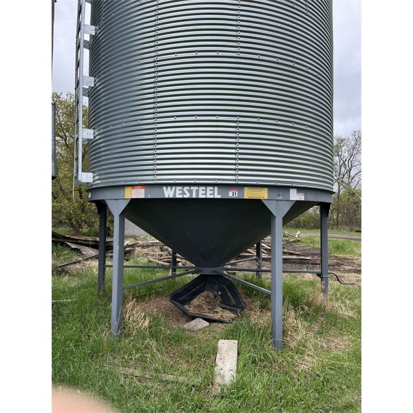 Westeel 6 Ring Hopper Grain Bin