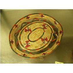 15" Yup'ik grass tray excellent condition (3)