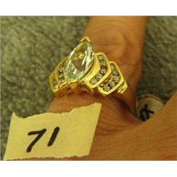 Beautiful diamond ring 20 diamonds and blue topaz (3)