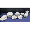 Image 1 : Fanciscan Cosmopolitan China 12 Place Settings plus Extras
