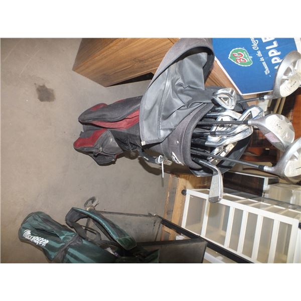 Set Of Golf Clubs w/ Bag