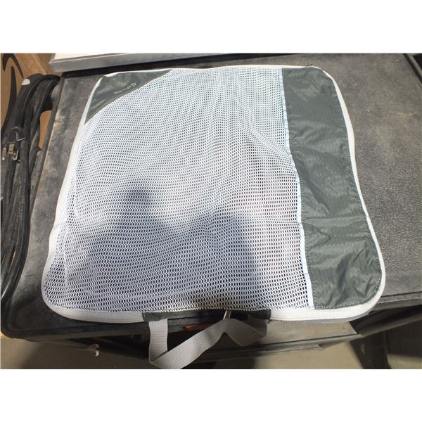 2 Mesh Storage Bags