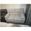 Image 2 : 2pc Grey Fabric Sofa & Loveseat