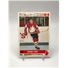 Image 2 : BOBBY ORR SIGNED TEAM CANADA TRADING CARD
