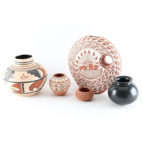 Lot of 5 Native American Pots