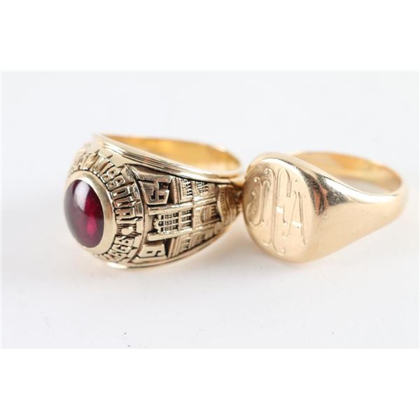 Lot of 2 Men's Rings