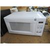 Image 1 : Emerson White M/W Oven