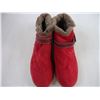 Image 8 : (4) Pairs of Footwear-Descriptions in Pictures