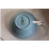 Image 3 : (40) Piece Royal Doulton Summer Song Dish Set