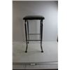 Image 1 : Padded Stool - Small Tears