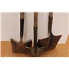 Image 5 : * (2) Square Mouthed Shovels (1) Spade Shovel
