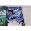 Image 3 : Books: (2) Wings of Fire Graphic Novels, The Dragon Prince Graphic Novel
